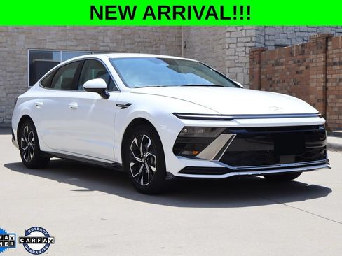 Used 2025 Hyundai Sonata SEL FWD image 1