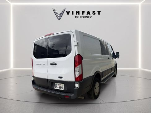 Used 2020 Ford Transit 250 Low Roof w/ Exterior Upgrade Package RWD image 3
