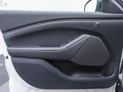 New 2025 Ford Mustang Mach-E Select image 9