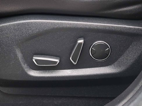 Used 2016 Ford Edge Sport w/ Equipment Group 401A AWD/4WD image 27