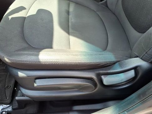 Used 2017 Kia Soul w/ Convenience Package FWD image 13