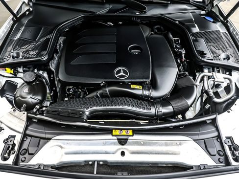 Used 2020 Mercedes-Benz C 300 Sedan image 11