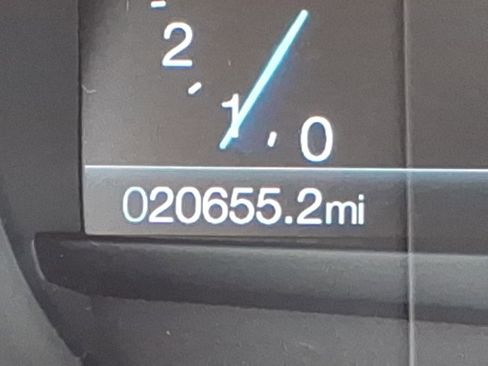 Used 2024 Ford Edge Titanium image 27