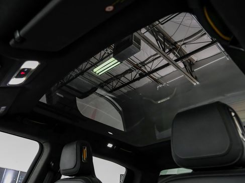 Used 2022 Rivian R1T Launch Edition image 5