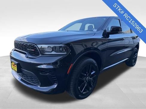 Used 2024 Dodge Durango GT image 3