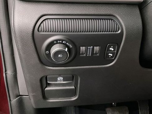 Used 2022 Jeep Wagoneer Series II image 40