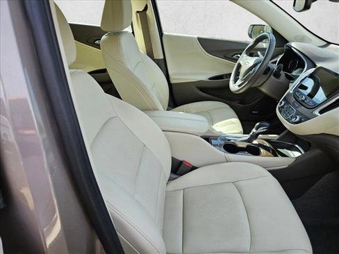 Used 2024 Chevrolet Malibu LT image 22