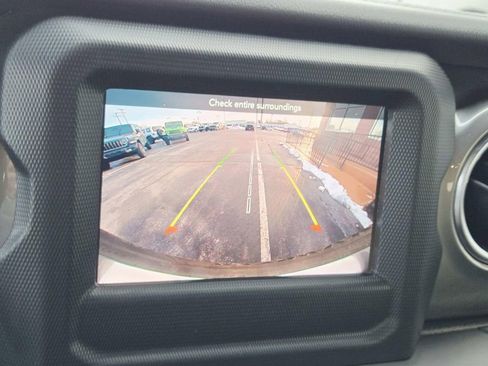 Used 2021 Jeep Wrangler Unlimited Sahara w/ Cold Weather Group image 29