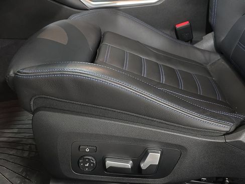 Used 2024 BMW M2 RWD image 28