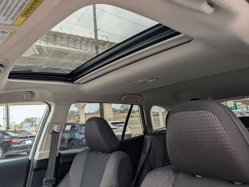 Used 2025 Subaru Outback Premium image 15