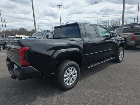 New 2026 Toyota Tacoma SR image 4