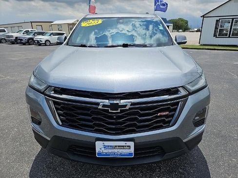 Used 2023 Chevrolet Traverse RS FWD image 12