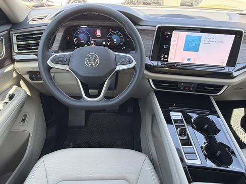 New 2026 Volkswagen Atlas SEL AWD/4WD image 17