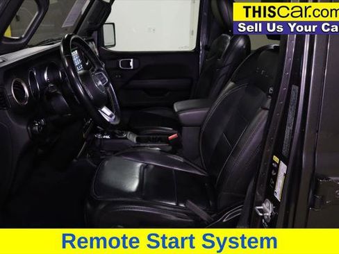 Used 2021 Jeep Gladiator Overland image 17