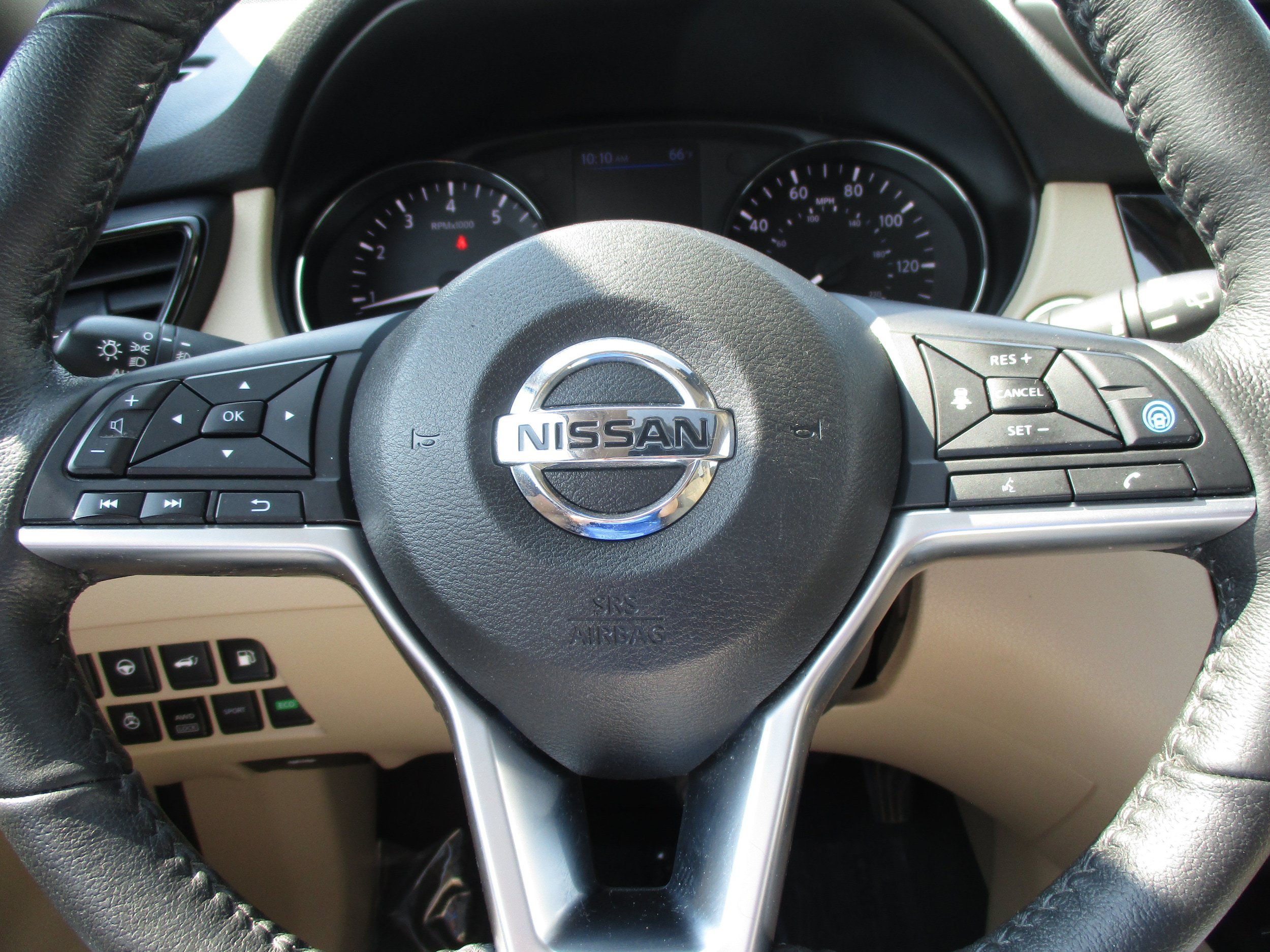 Used 2020 Nissan Rogue SL w/ Premium Package AWD/4WD image 17