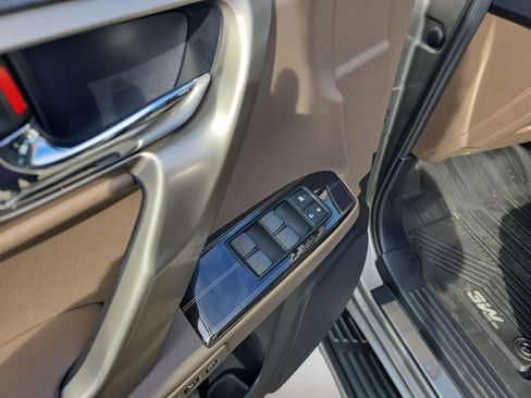 Used 2021 Lexus GX 460 Premium image 23