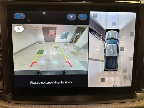 Used 2024 Ford F150 Lariat w/ FX4 Off-Road Package image 6