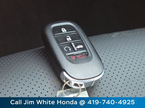 Used 2025 Honda Accord Sport image 33