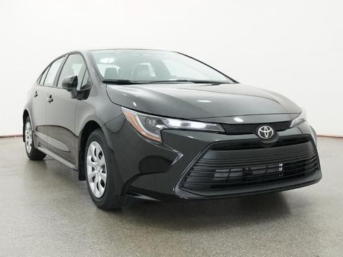 New 2026 Toyota Corolla LE FWD image 30