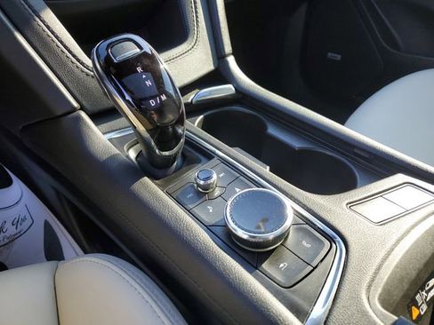 Certified 2023 Cadillac XT6 Sport w/ Technology Package image 17