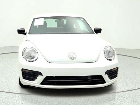 Used 2018 Volkswagen Beetle 2.0T S FWD image 2