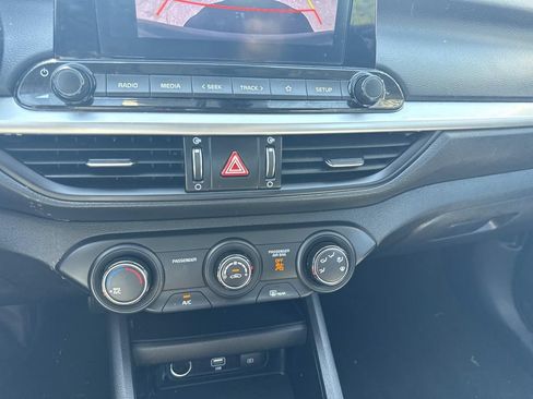 Used 2024 Kia Forte LXS FWD image 21