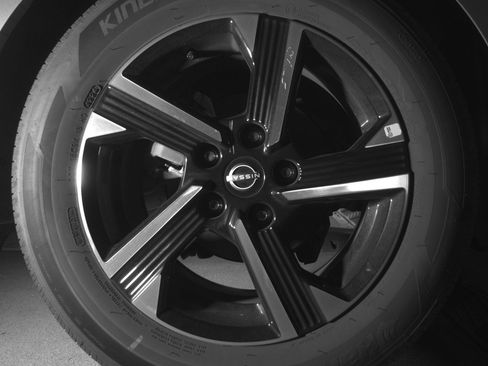 Used 2025 Nissan Sentra SV image 15