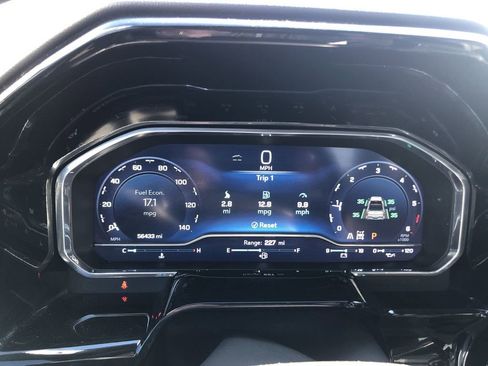 Used 2022 Chevrolet Silverado 1500 LTZ w/ LTZ Premium Package AWD/4WD image 16