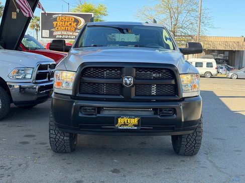 Used 2018 RAM 2500 Tradesman w/ Popular Equipment Group AWD/4WD image 6
