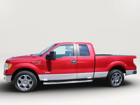 Used 2012 Ford F150 XLT w/ XLT Chrome Pkg RWD image 5