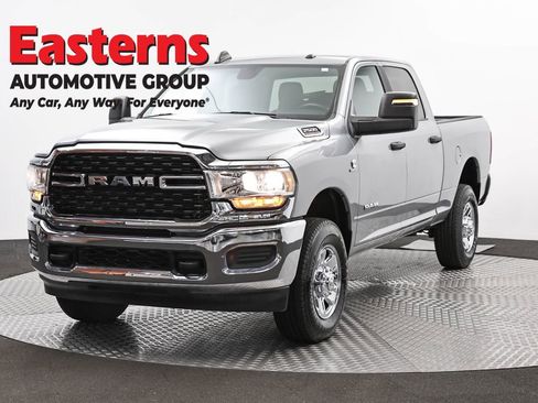 Used 2024 RAM 2500 Big Horn AWD/4WD image 1