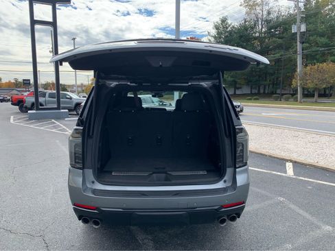 Used 2025 Chevrolet Tahoe RST image 5