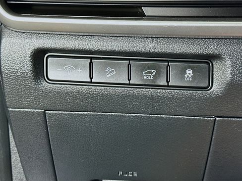 Used 2025 Kia Telluride S FWD image 17