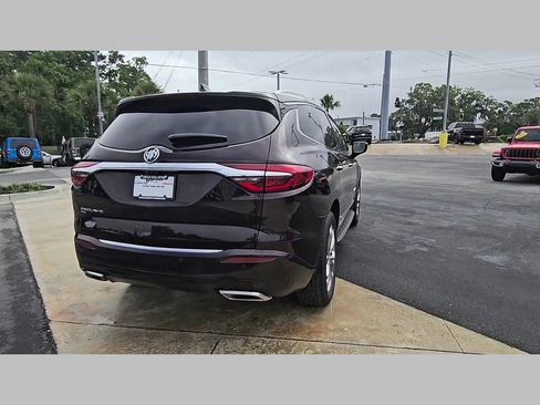 Used 2020 Buick Enclave Avenir w/ Avenir Technology Package AWD/4WD image 32