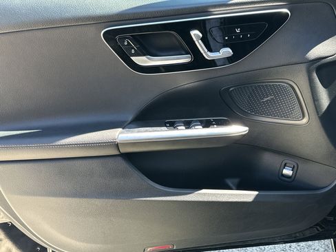 Used 2023 Mercedes-Benz C 300 Sedan w/ Exclusive Trim Package image 10