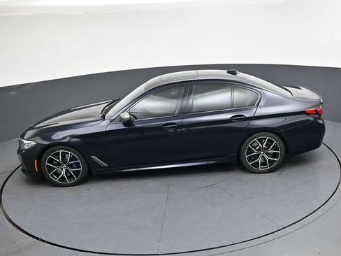 Used 2023 BMW M550i xDrive w/ Dynamic Handling Package AWD/4WD image 30