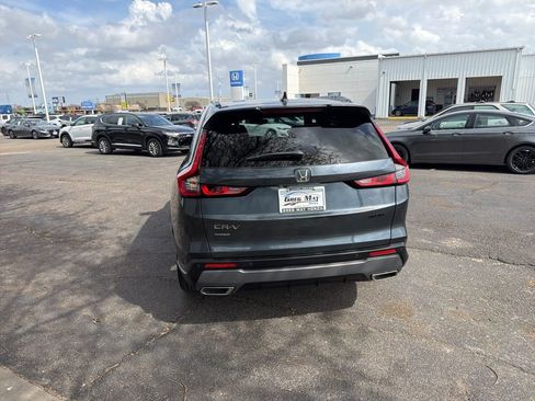 Used 2025 Honda CR-V Sport-L image 4