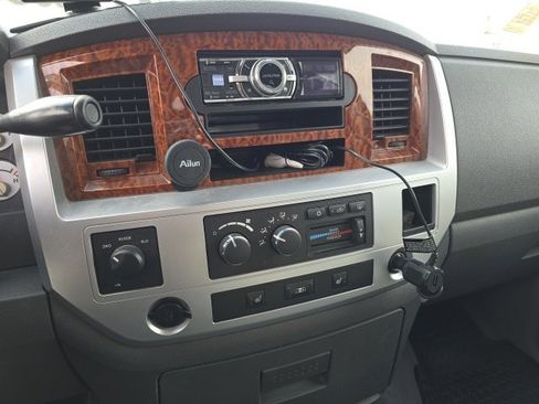 Used 2006 Dodge Ram 1500 Truck Laramie image 4