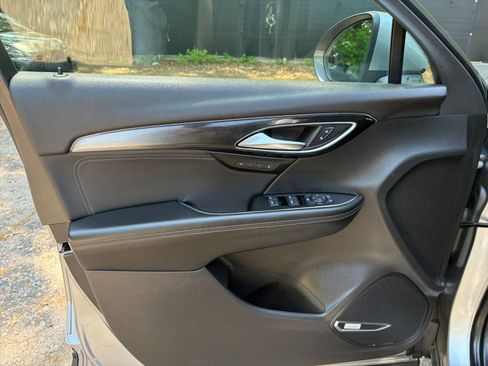 Used 2024 Buick Envision Preferred AWD/4WD image 18