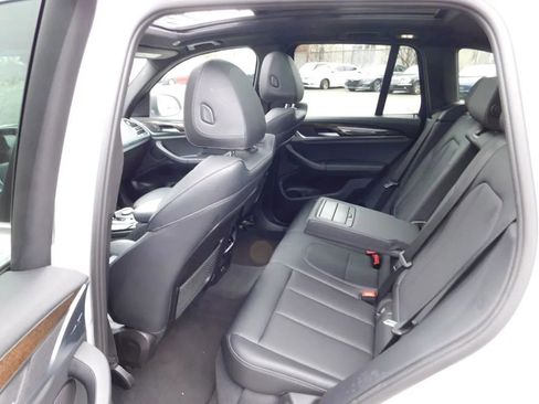 Used 2023 BMW X3 sDrive30i image 9