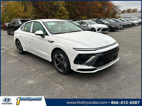 New 2026 Hyundai Sonata SEL image 1