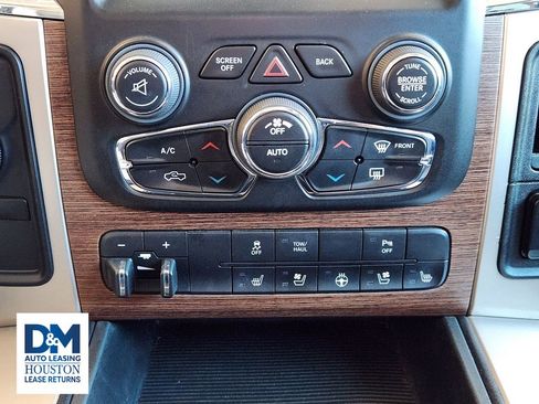 Used 2014 RAM 2500 Laramie w/ Convenience Group image 26