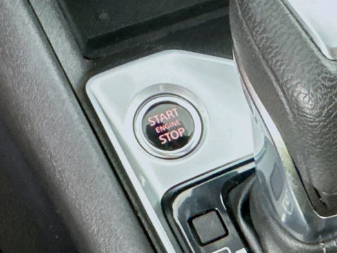 Used 2022 Nissan Altima 2.5 SV AWD/4WD image 19