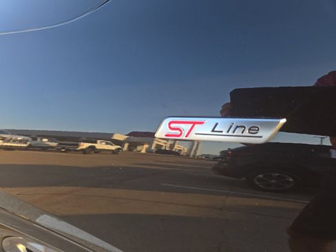 Used 2023 Ford Escape ST-Line w/ Equipment Group 301A FWD image 15