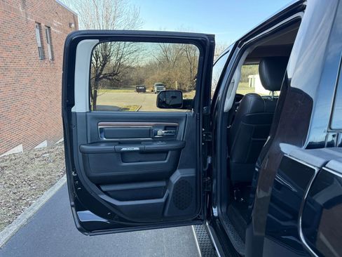 Used 2014 RAM 1500 Laramie w/ Convenience Group image 43