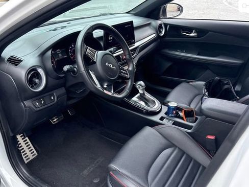 Used 2024 Kia Forte GT w/ GT2 Package FWD image 4