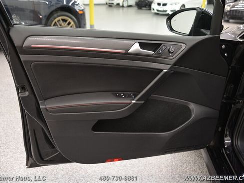 Used 2021 Volkswagen GTI Autobahn image 38