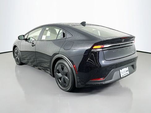 New 2026 Toyota Prius Plug-In Hybrid FWD image 5