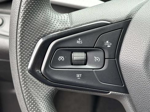 Certified 2024 Chevrolet Trax LT FWD image 10