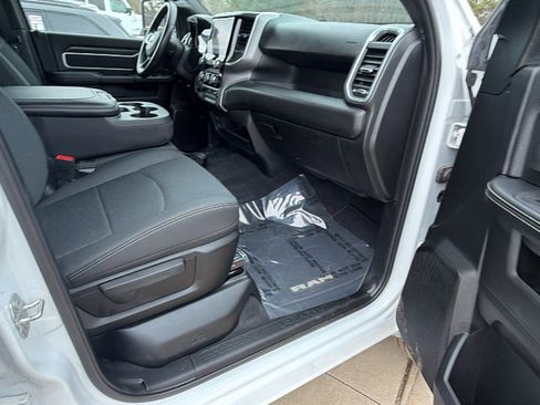 Used 2025 RAM 2500 Big Horn image 19